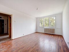 Drumul Gazarului, apartament 4 camere, decomandat, liber